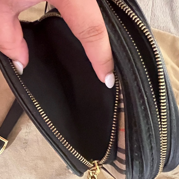 Burberry Crossbody Sling Bag - Picture 5 of 10